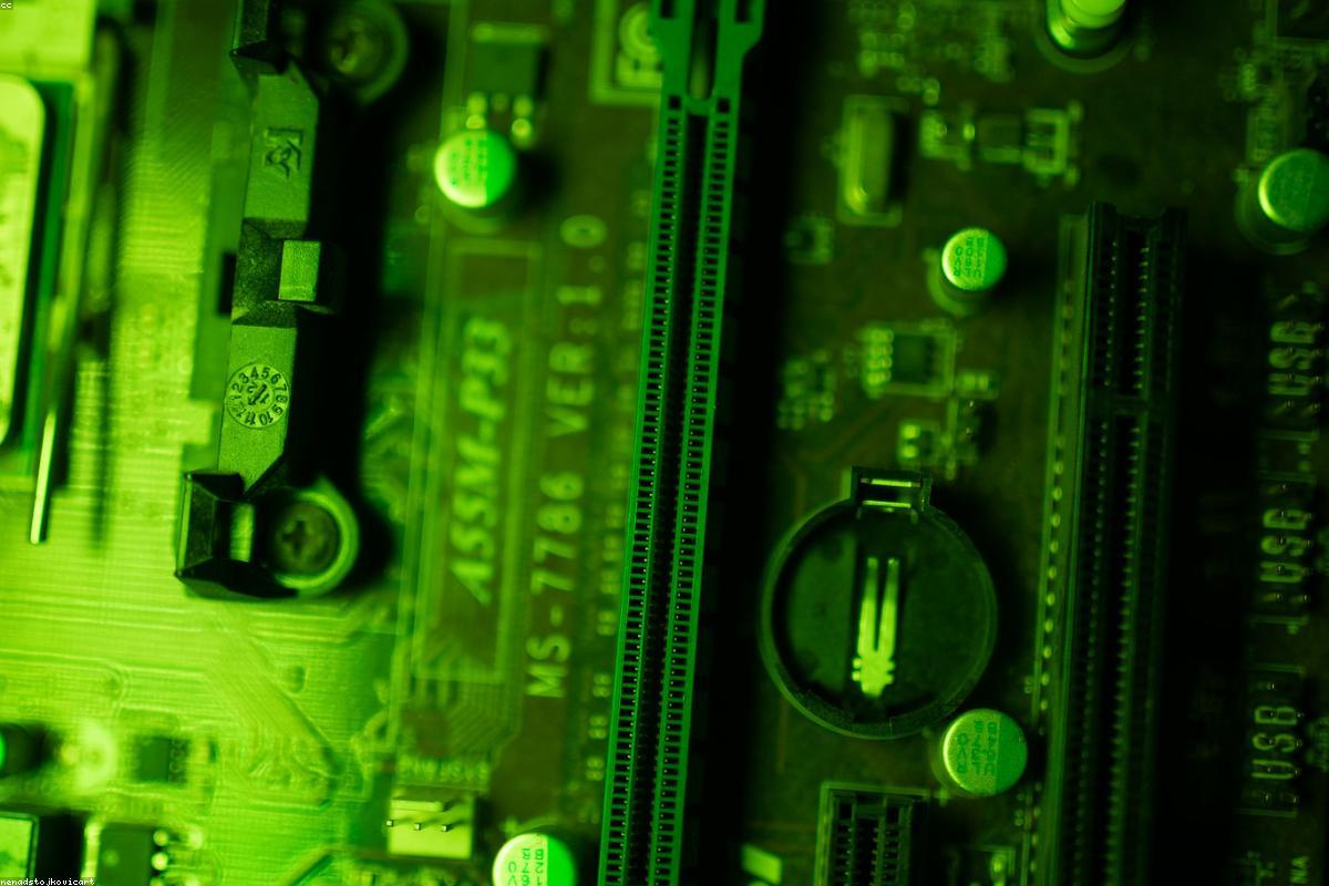 Fasteners & fittings